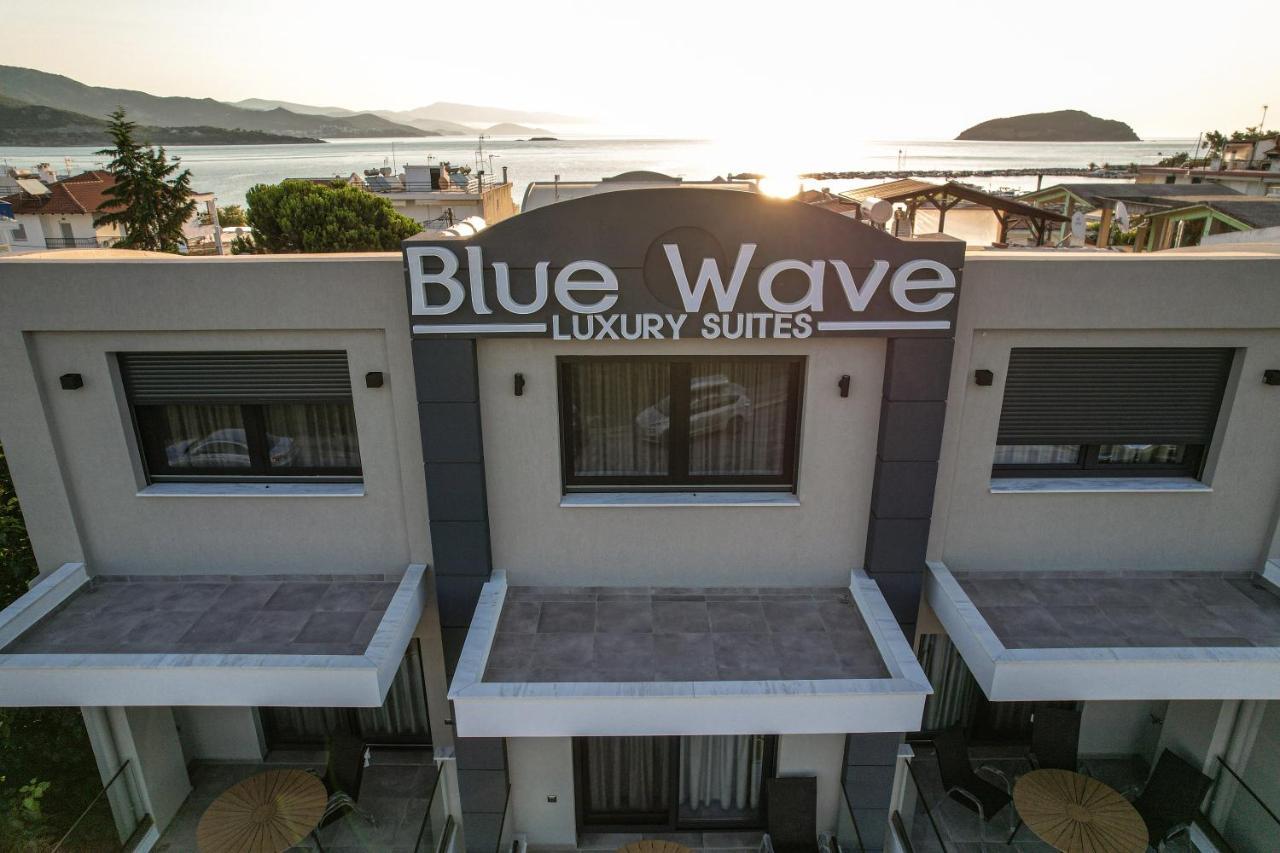 Blue Wave Luxury Suites Nea Iraklitsa Экстерьер фото
