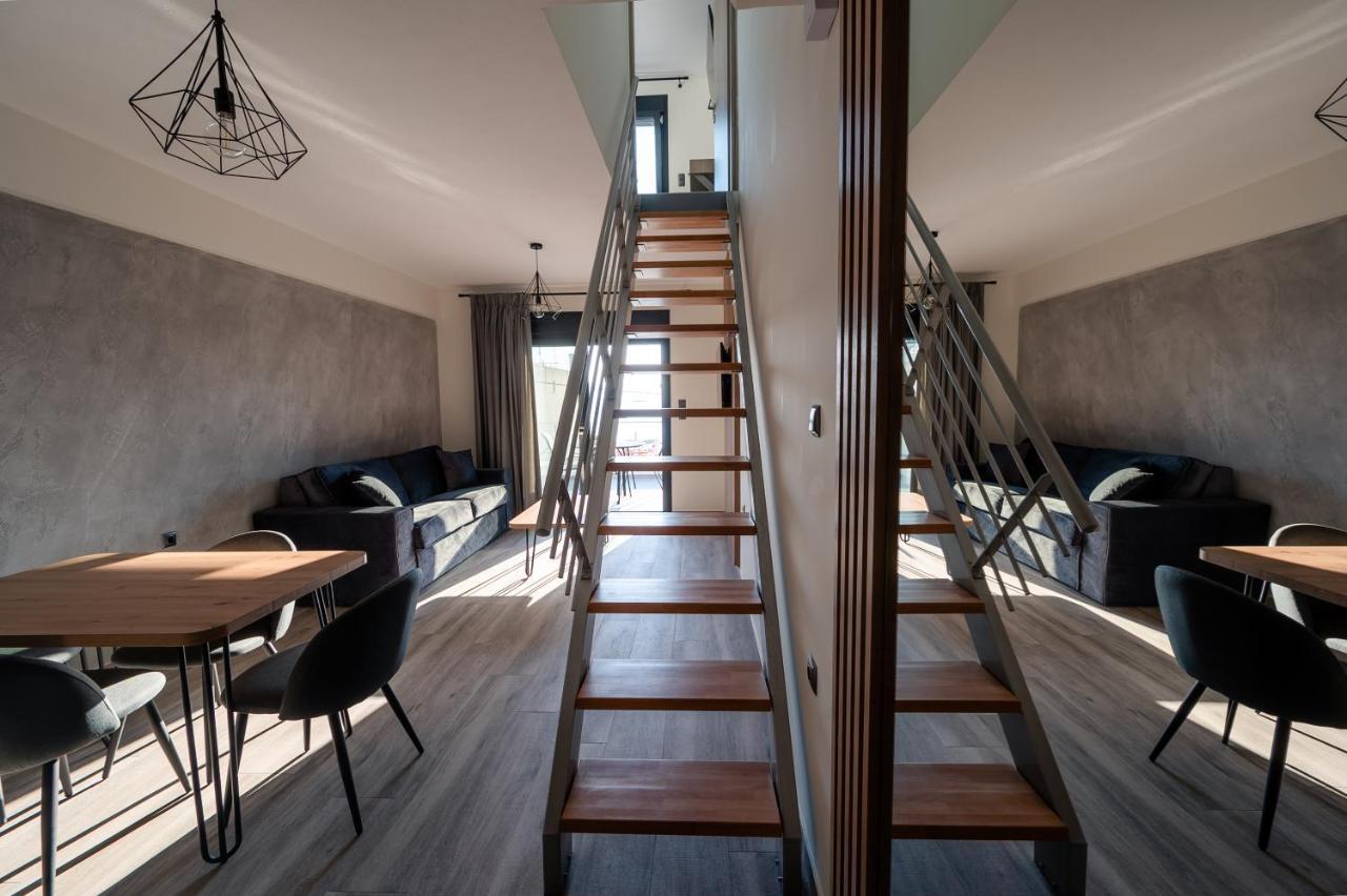 Blue Wave Luxury Suites Nea Iraklitsa Экстерьер фото