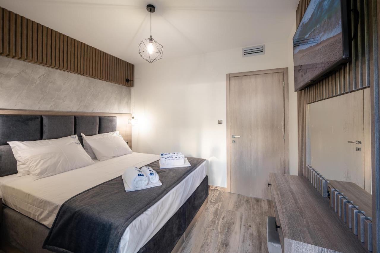 Blue Wave Luxury Suites Nea Iraklitsa Экстерьер фото